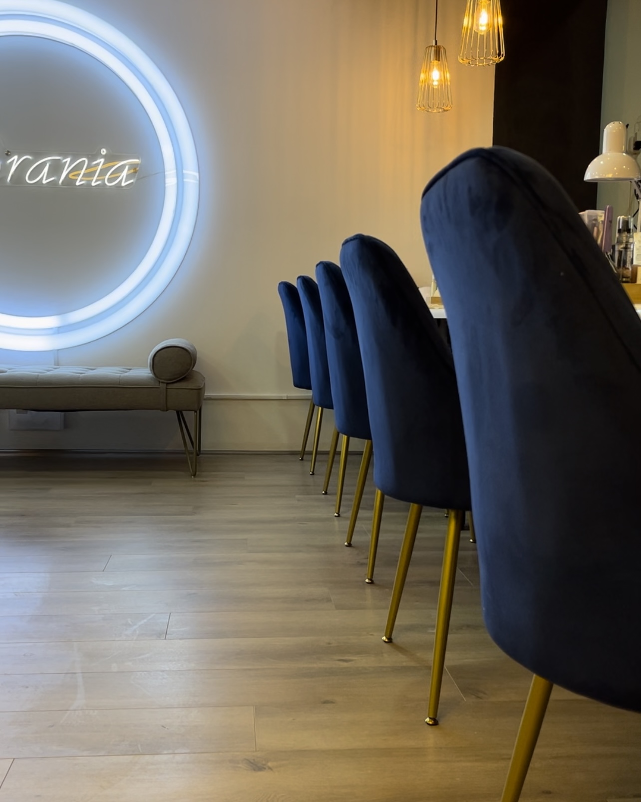 Salón Urania en La Reina
