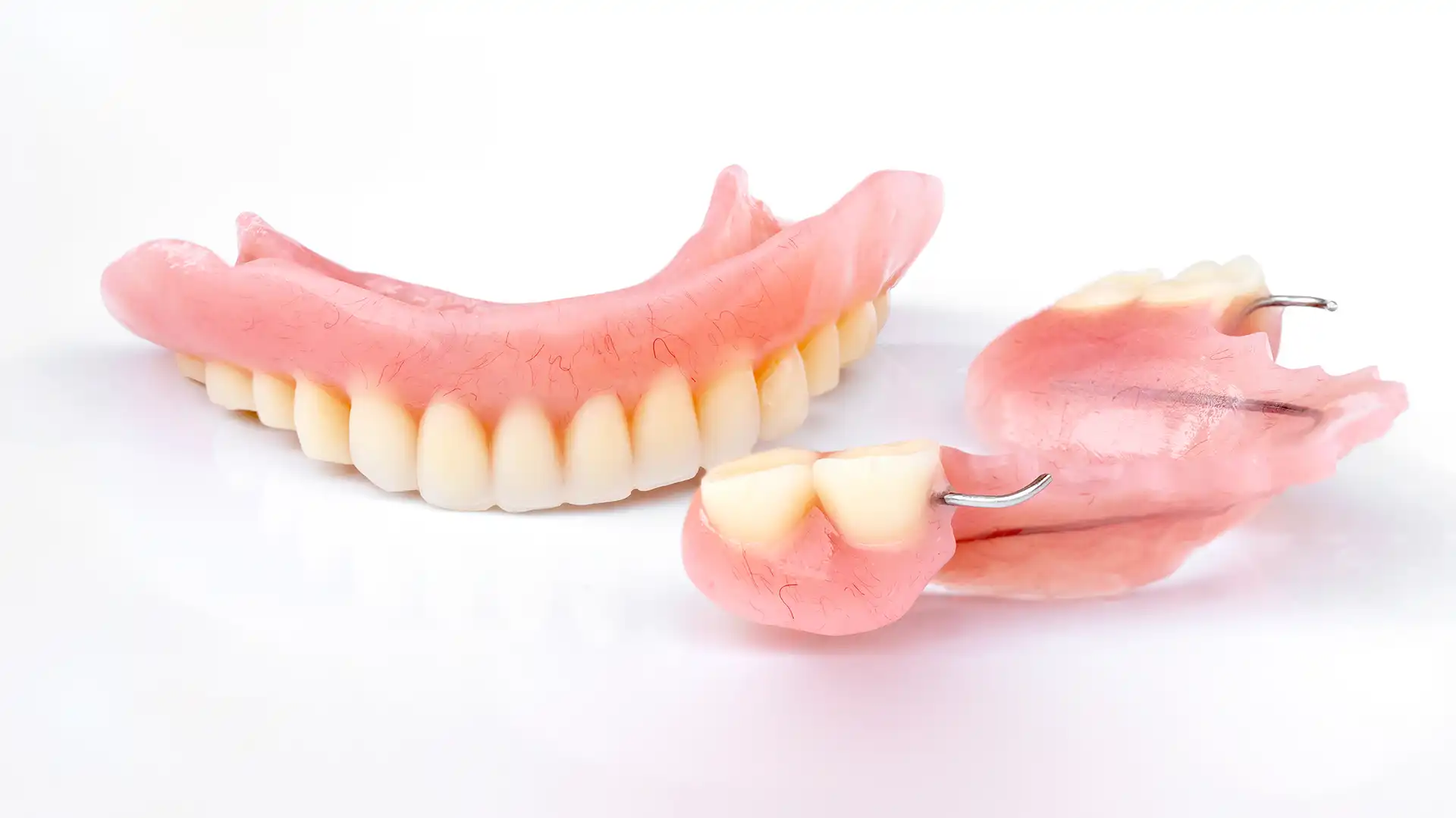 advanced-dental-singapore-dentures